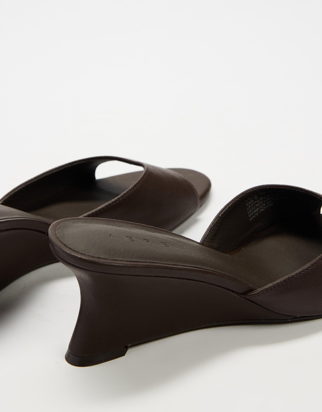 AERE - Esme Leather Sculptural Wedges - Women's