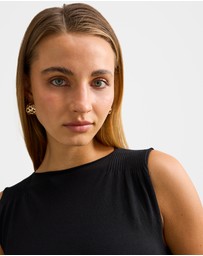 Forever New - Karlie Ribbed Detail Knitted Top