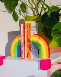 DOIY - Rainbow Bookend