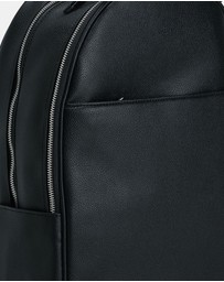 Call It Spring - Javentariell Backpack