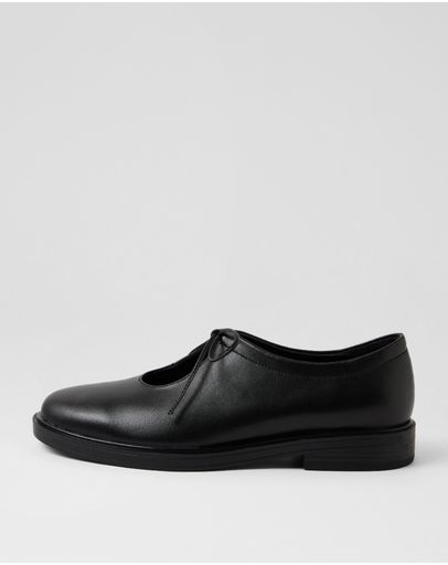 BLACK-BLACK HEEL