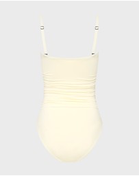 BONDI BORN - Raya One Piece
