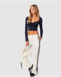 EDIKTED - Rain Cupped Long Sleeve Top