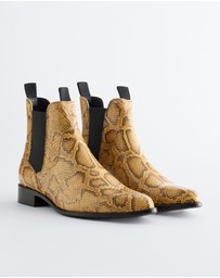 & Other Stories - Pointed-Toe Leather Chelsea Boots