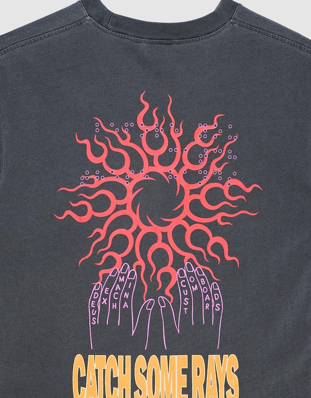 Deus Ex Machina - Catchin Rays Tee