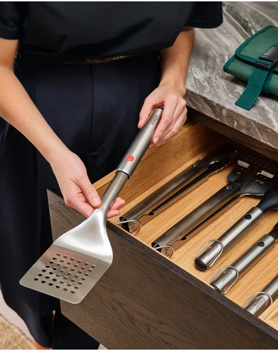 Joseph Joseph - GrillOut™ BBQ Turner with Retractable Head