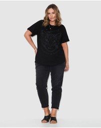 17 Sundays - Cat Tee