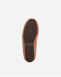 Ozwear Connection Uggs - Ugg Levi Men's Moccasins (Water Resistant)