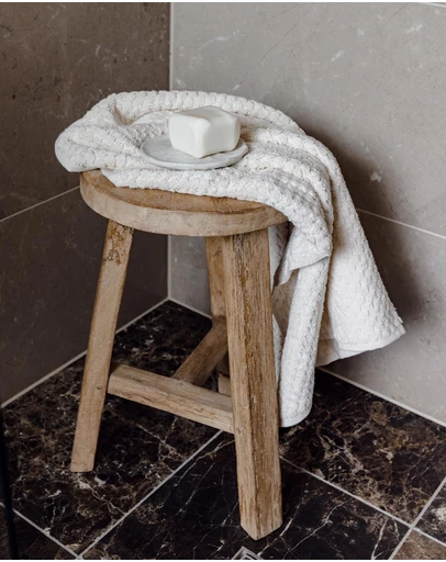 Miss April - Pompom Bath Mat