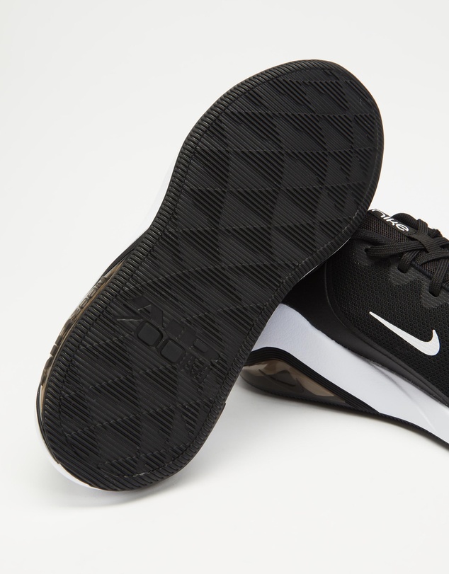 Nike - Zoom Bella 7 - Women's