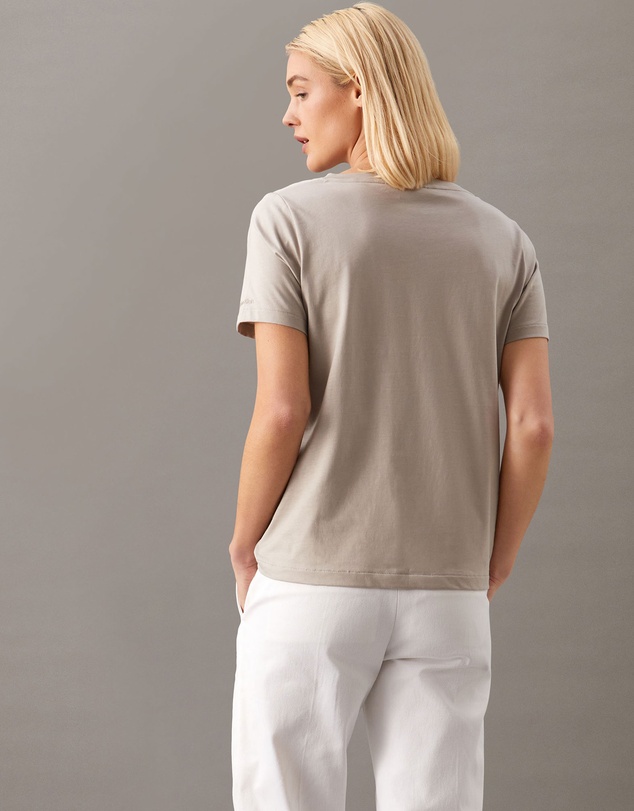 Calvin Klein - Liquid Touch V-Neck T-Shirt