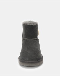 AusWooli Ugg Boots - Cabarita Short Sheepskin Wool Button Boots
