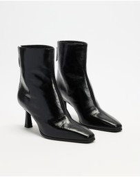 AERE - Karina Leather Ankle Boots