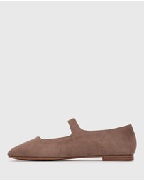 Betts - Mystique Mary Jane Flats