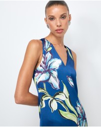 AERE - Allona V-Neck Maxi Dress