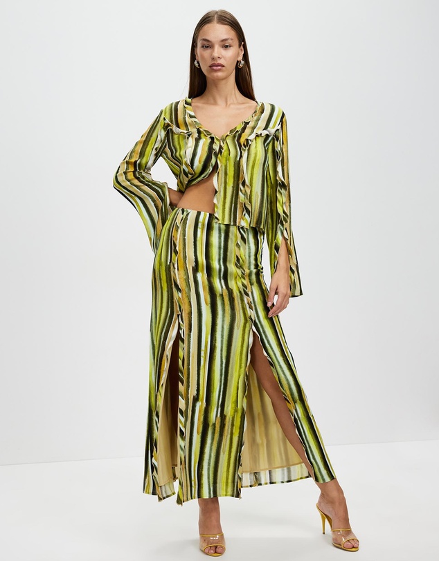 Third Form - Stroke Frill Blouse