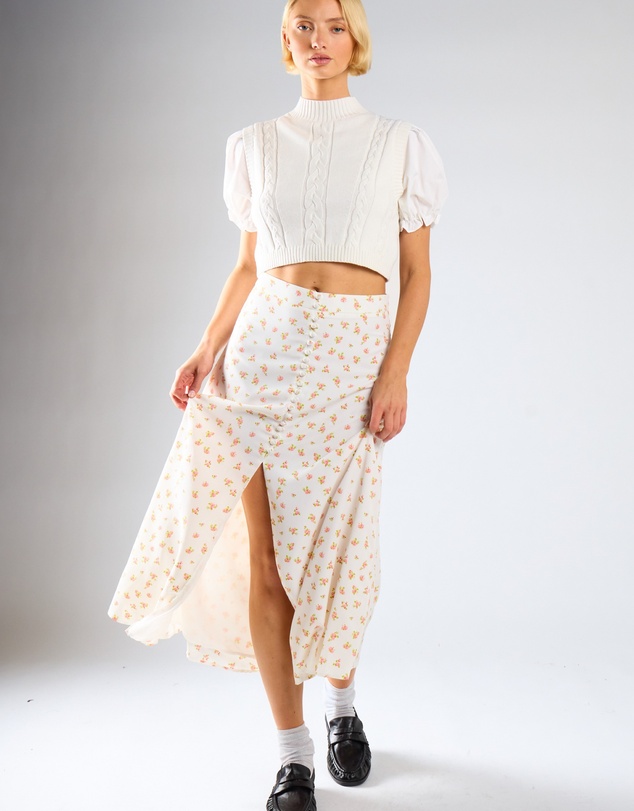 Glamorous - Contrast Puff Sleeves Cropped Knitted Top