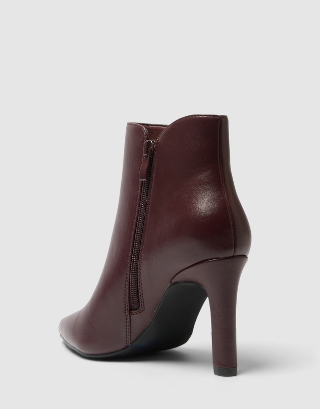 SPURR - Holt - ONLINE EXCLUSIVE