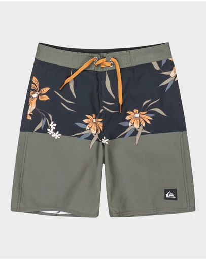 Quiksilver - Boys 8 to 16 Everyday 17