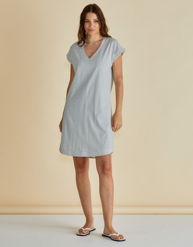 Betty Basics - Daphne V-Neck Dress