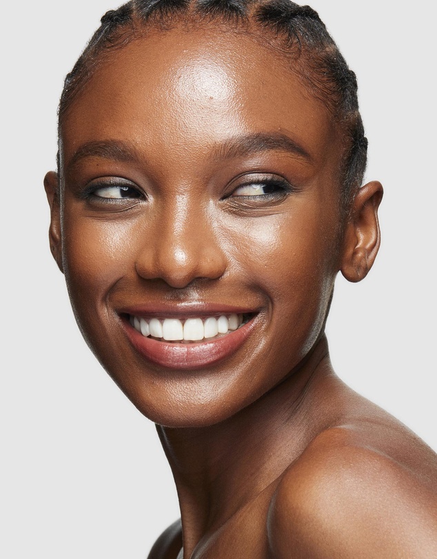 MAC - Strobe Dewy Skin Tint