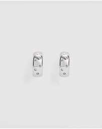 Country Road - Mara Crystal Hoop Earring