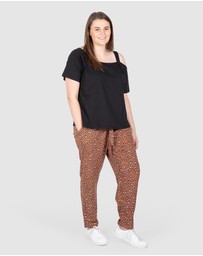 Love Your Wardrobe - Asymmetrical One Shoulder Tee