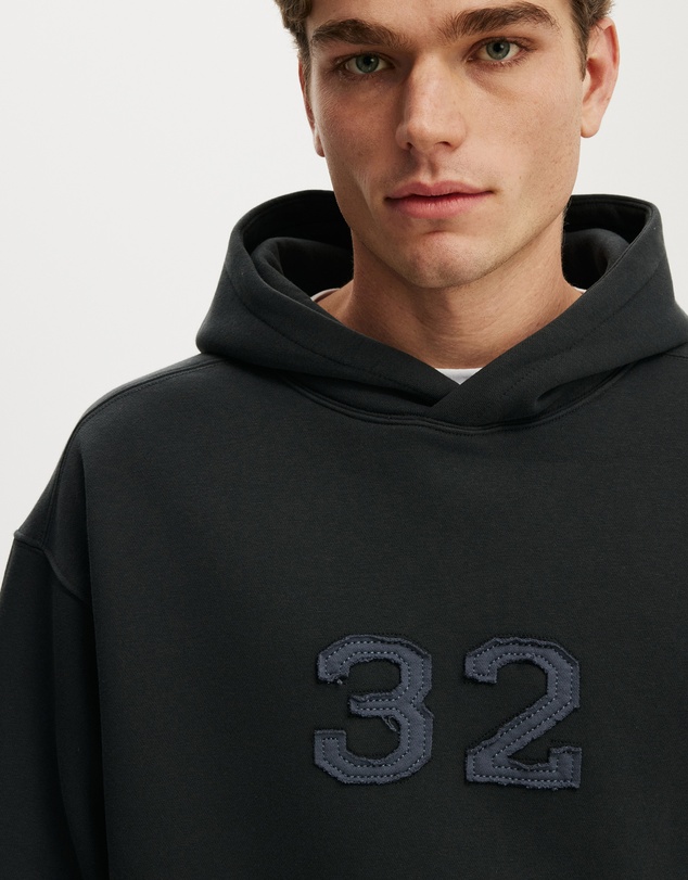Cotton On - Box Fit Graphic Hoodie