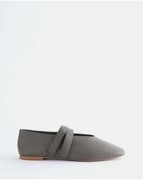 & Other Stories - Cross-Strap Leather Ballet Flats