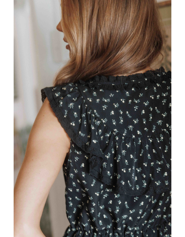 Petal & Pup - Karrie Top - Black Ditsy Floral