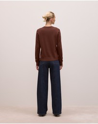Trenery - Merino Classic Crew in Espresso