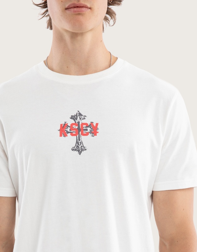 Kiss Chacey - Hexborn Standard Tee