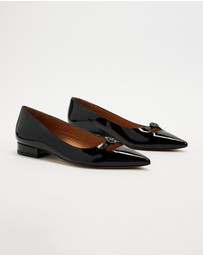 Nina Armando - Luiza II Flats