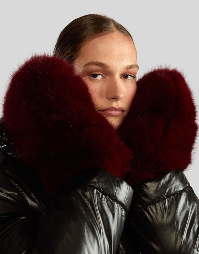 Cynthia Rowley - FAUX FUR OVERSIZED MITTENS