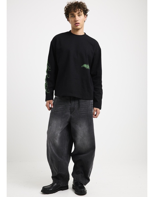 Black Noise White Rain - Charm Long Sleeve Shirt