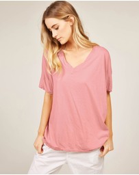 Primness - Loose V Tee