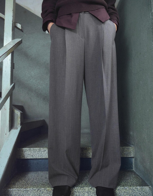 M.N.G - Pleated Wide Leg Trousers