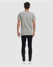 DVNT - Deluxe Tee