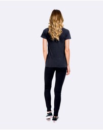 DVNT - Womens Devoid Standard Tee