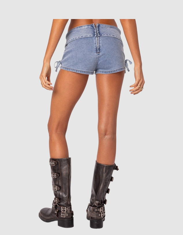 EDIKTED - Kenzy Micro Denim Shorts