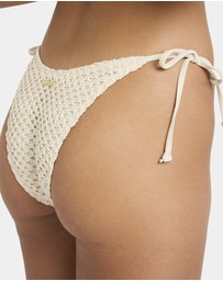 Billabong - Womens Twisted Tides Skimpy Bikini Bottom
