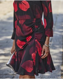 Sosandar - Floral Print Ruched Detail Fit & Flare Dress