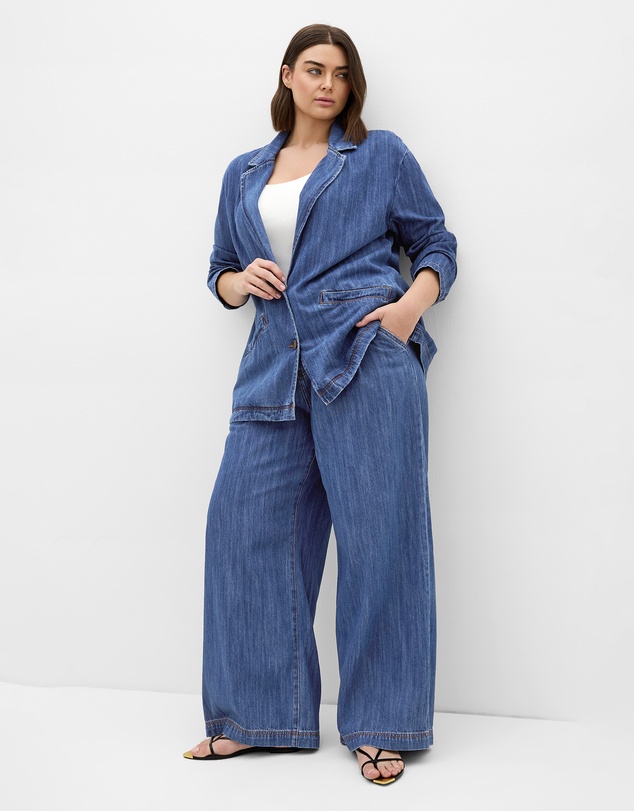 City Chic - Plus size Freya Oversized Denim Jacket - mid wash