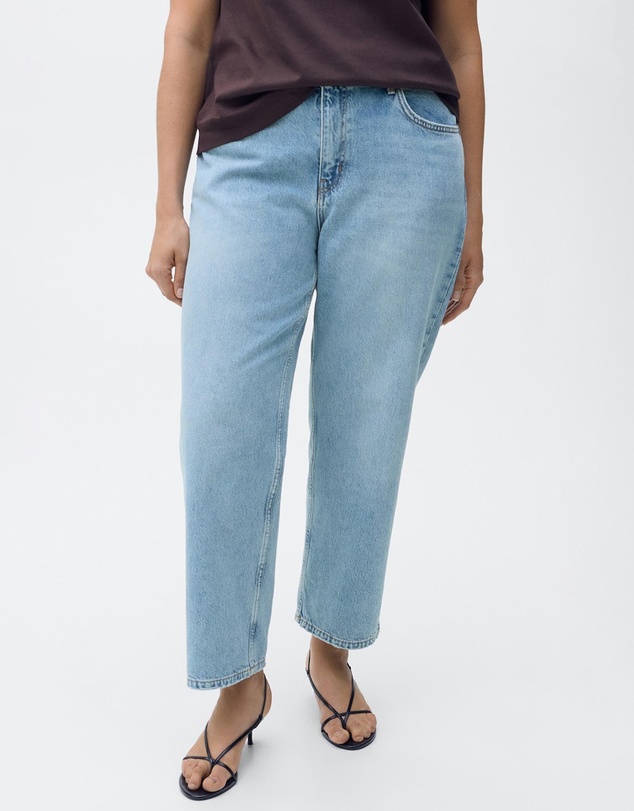 M.N.G - Blanca Mid-Rise Straight Jeans
