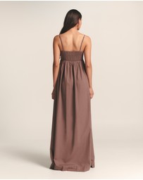 ST MRLO - Aster Maxi Dress
