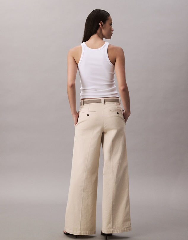 Calvin Klein - Relaxed Straight Chino Pants