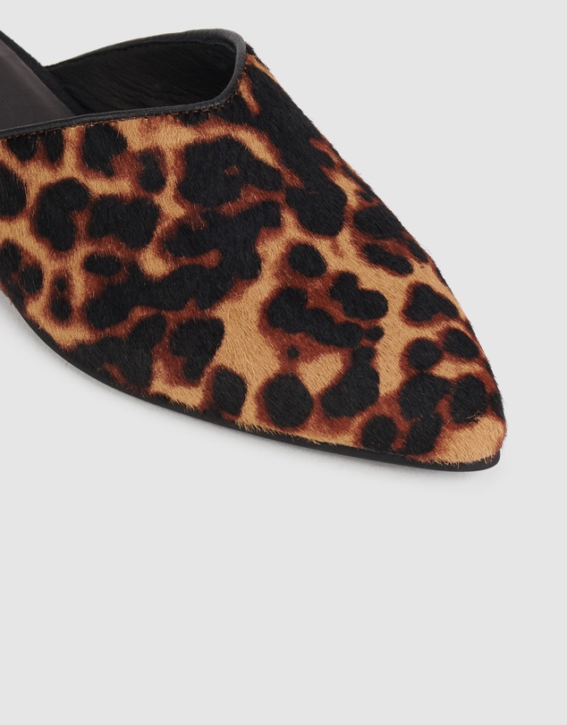 Rollie - Pointed Mule Flat