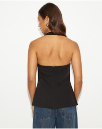 Dazie - Shaker Twist Halter Top