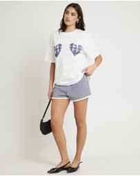 Alice In The Eve - Gingham Heart Oversized T-Shirt