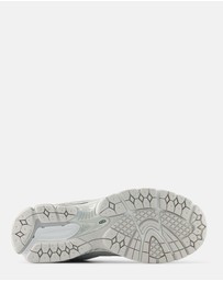 New Balance - 2002R - Unisex